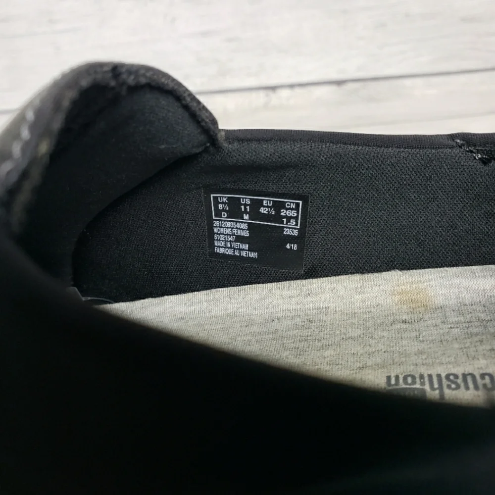 Cloudsteppers by Clark's Black Charcoal Slip-on Women's Sz 11 Shoes‎